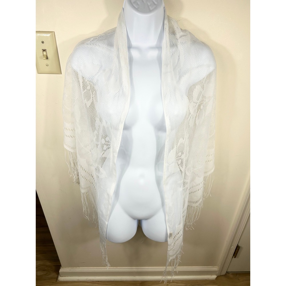VTG 80s Liz Sinclair Shawl White Floral Lace Fringe Wrap Sheer Romantic Cottage
